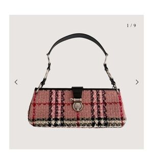 Burberry Vintage 2000's Iconic Pink Nova Wool Purse